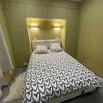 Chez Les Artistes De Menilmontant